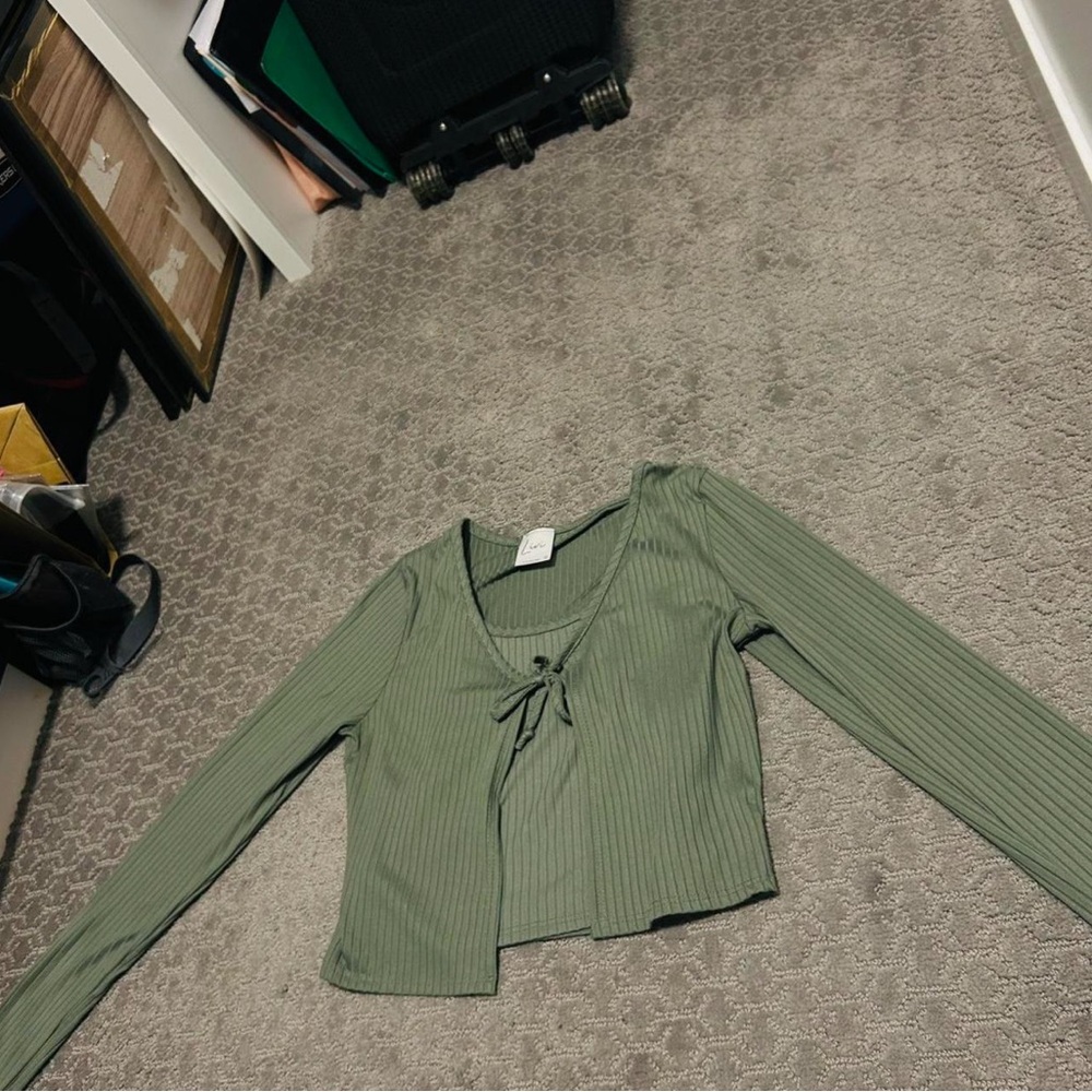 Green Long Sleeve Ribbed Top - Picture 2 of 4